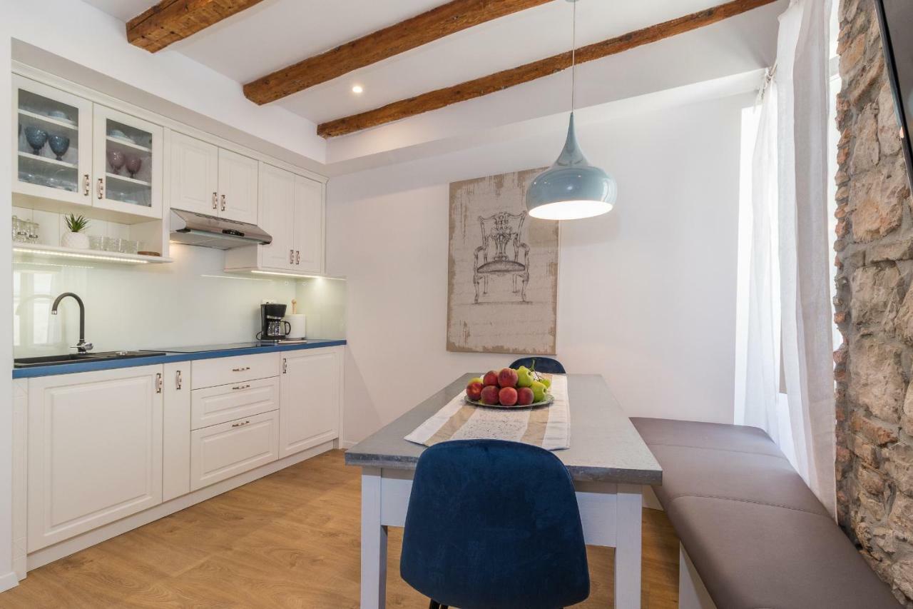 Deluxe Apartment Vera Rovinj Exterior foto